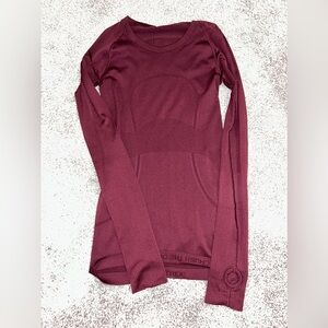 Lululemon Swiftly Tech long sleeve shirt, full length waist. Maroon color